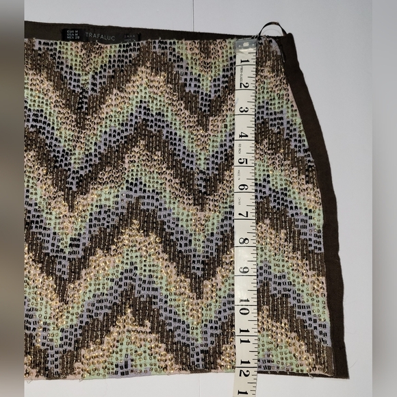 Trafaluc Brown Sequins And Beaded Y2K  Chevron Micro Mini Skirt - Picture 4 of 10